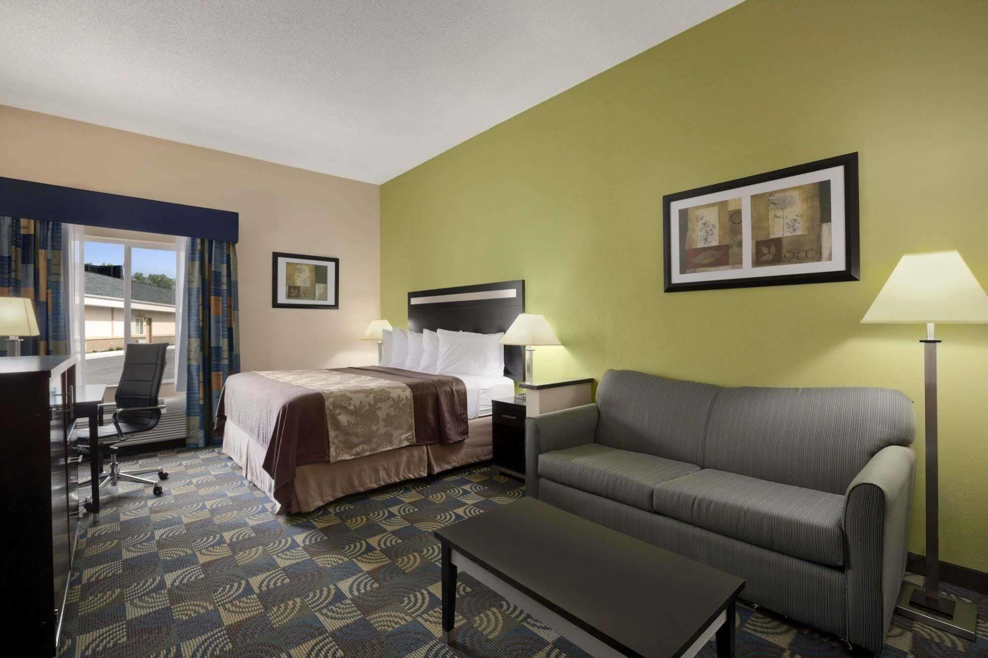 Hotel Quality & - Albany South Glenmont